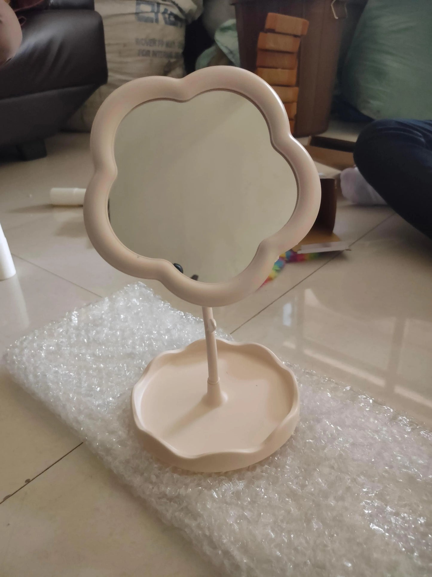 Flower Shape Makeup Mirror - MEETMART