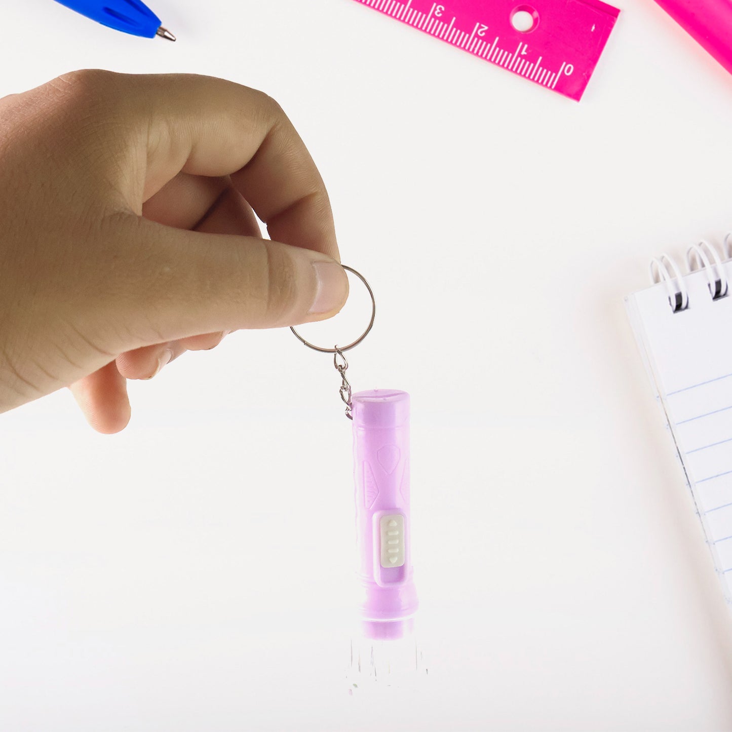 Mini Led Flashlight Keychain Torch (Mix Color  1 Pc)