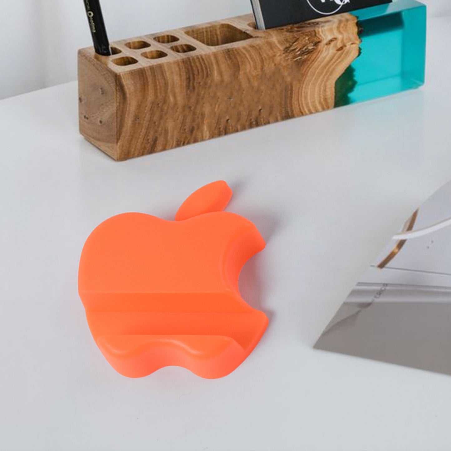 Apple-shaped Plastic Mobile Phone Holder (1 Pc  Mix Color)