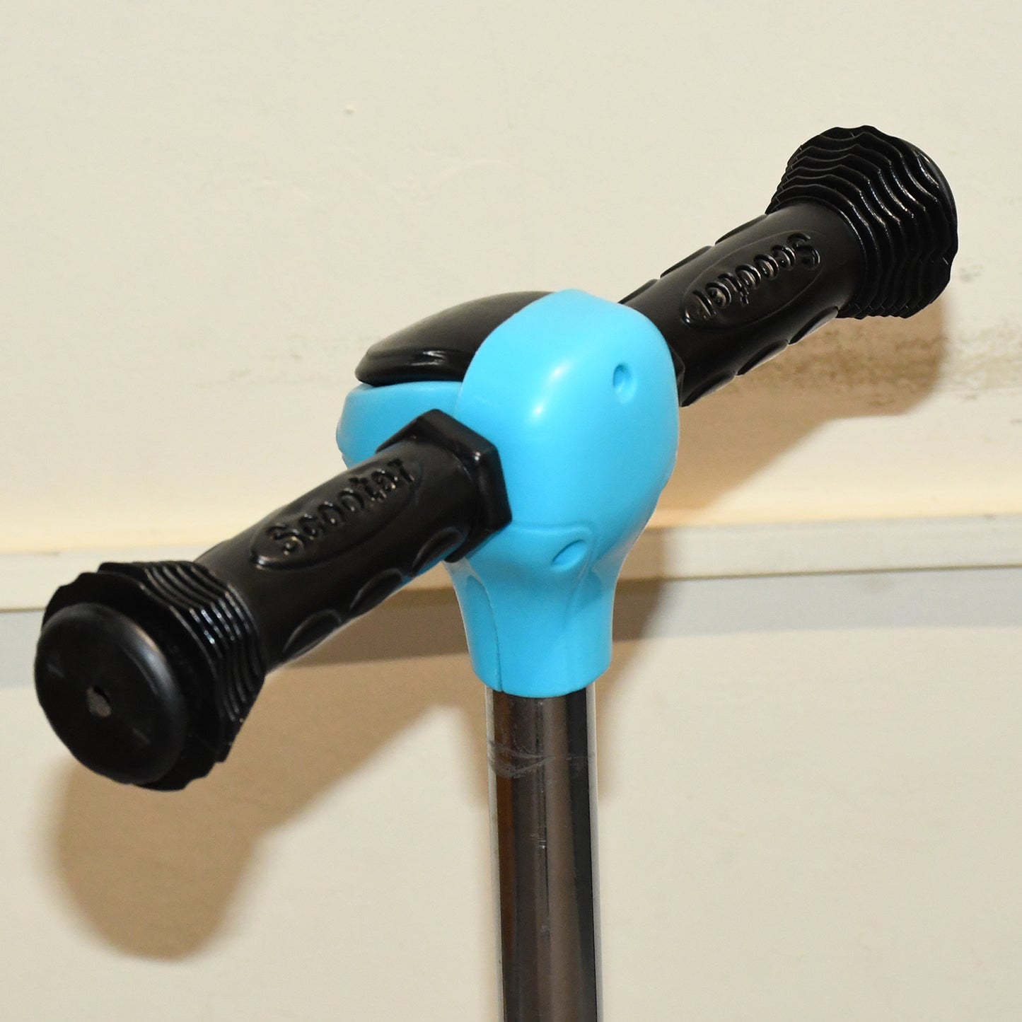 Foldable Kick Scooter For Kids 2-12 Years Old  Lightweight (1 Pc)